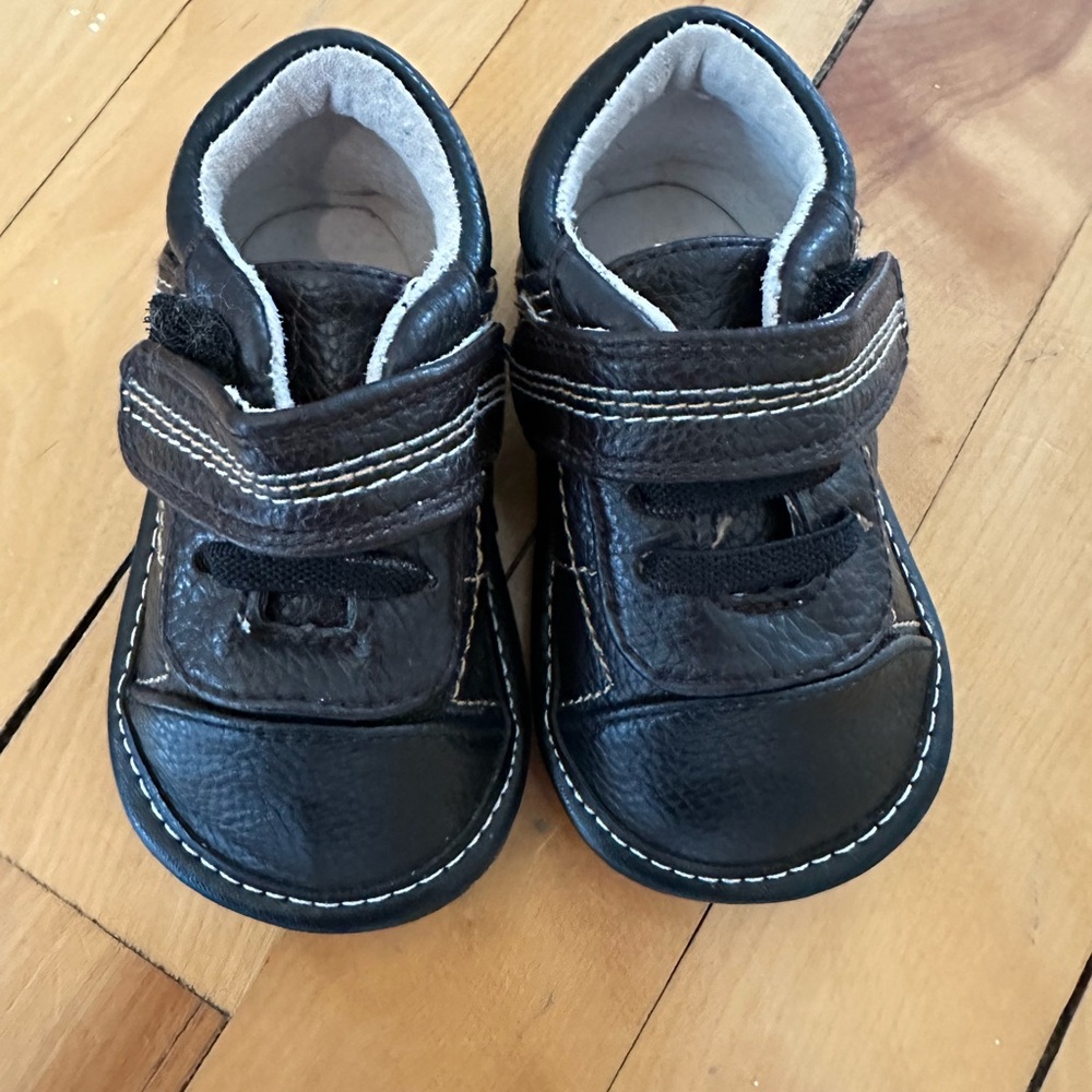 Jack & Lily Brown Leather Velcro Shoes